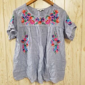 See and Be Seen Floral Embroidered Blouse M